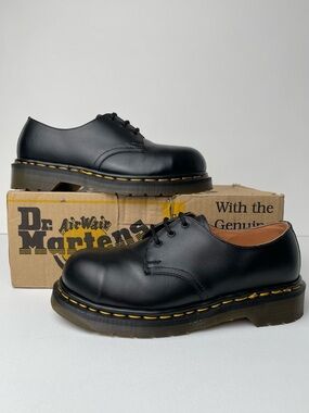 Vintage Dr. Martens England 1925 MIE Black Leather Steel Toe Oxfords Shoes UK 4